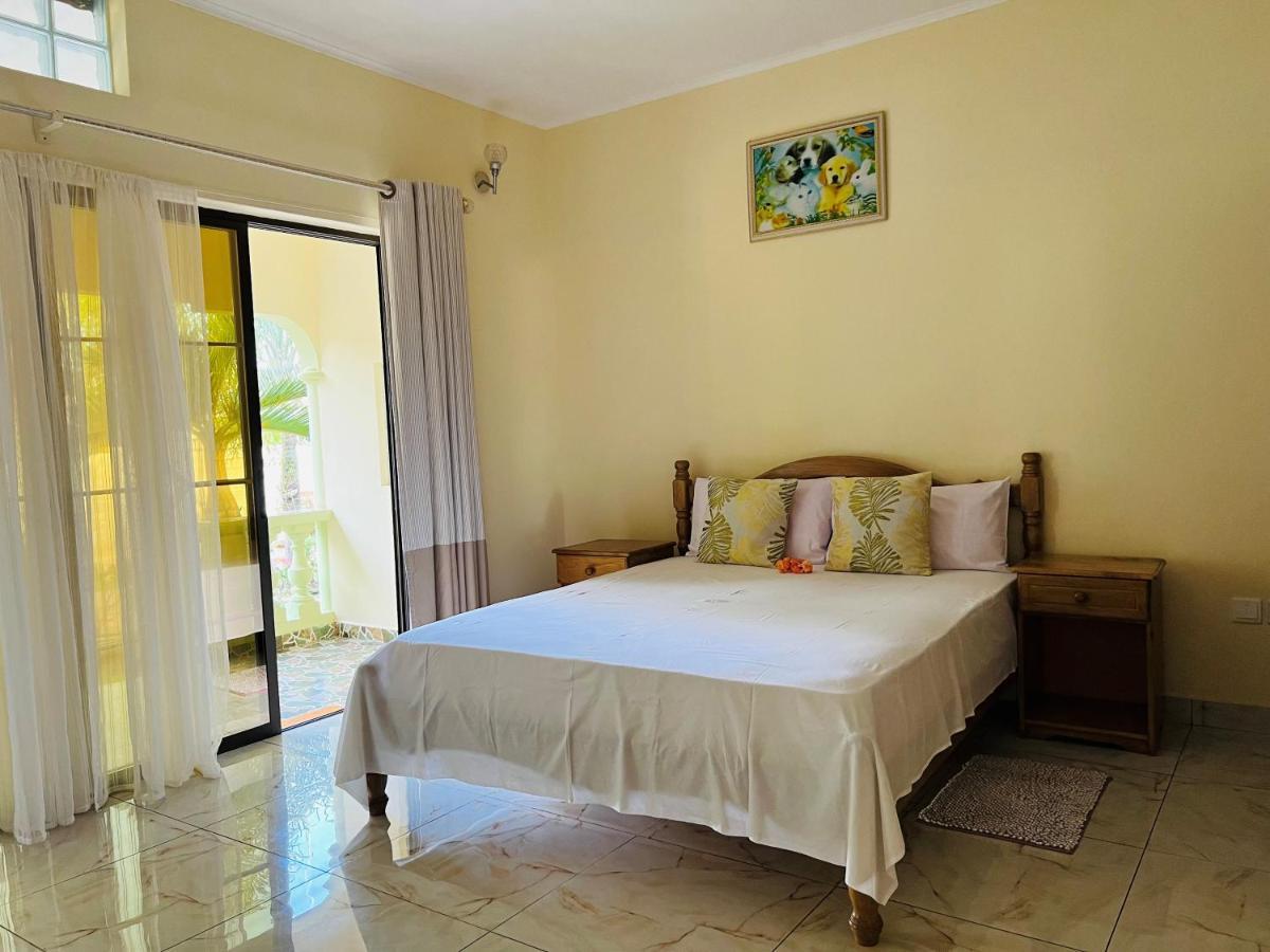 Green Palm Self Catering Anse aux Pins Exterior foto