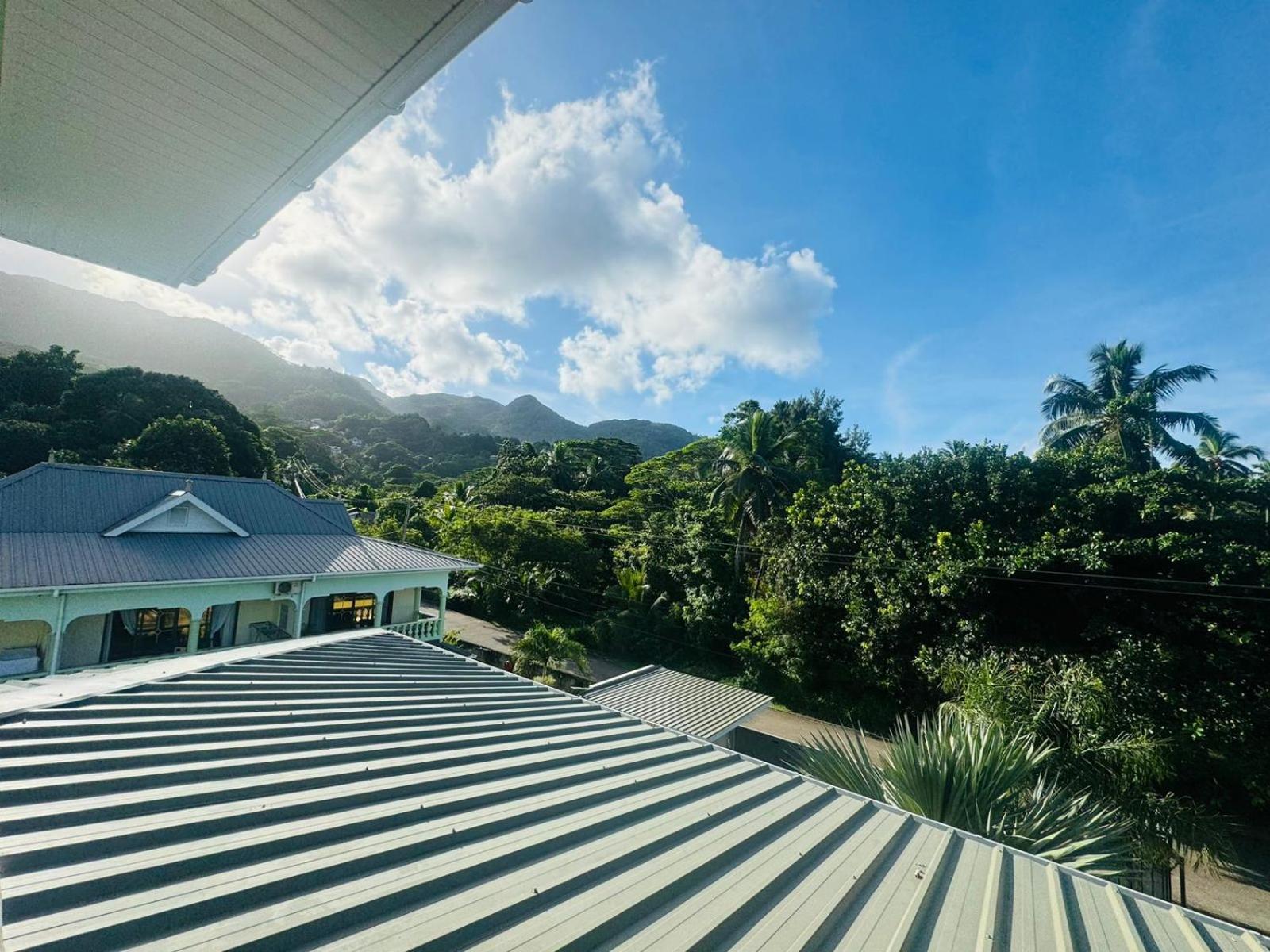 Green Palm Self Catering Anse aux Pins Exterior foto